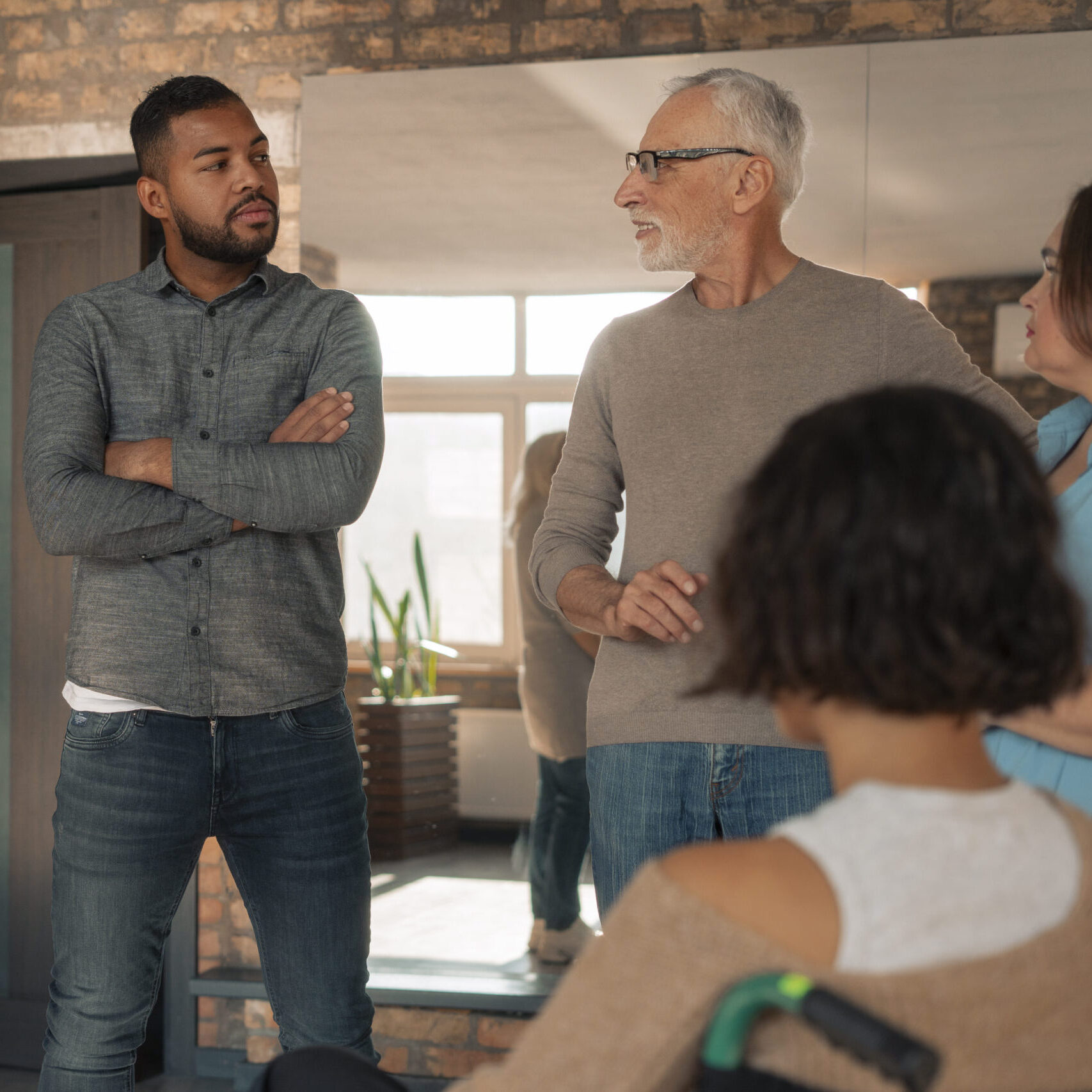 psychological-therapy-support-group-meeting psychological-therapy-support-group-meeting